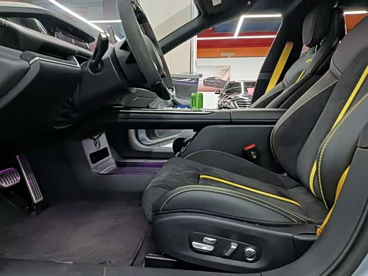 Фото 5 - Xiaomi SU7 Ultra