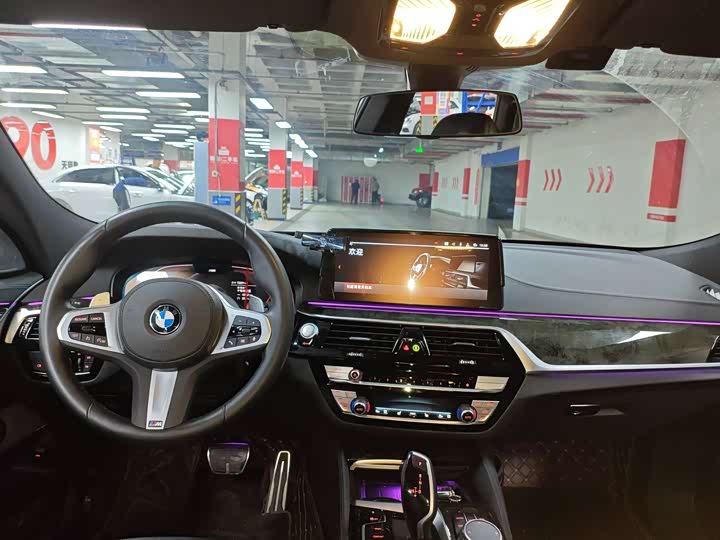 Фото 5 - BMW 6 Series GT