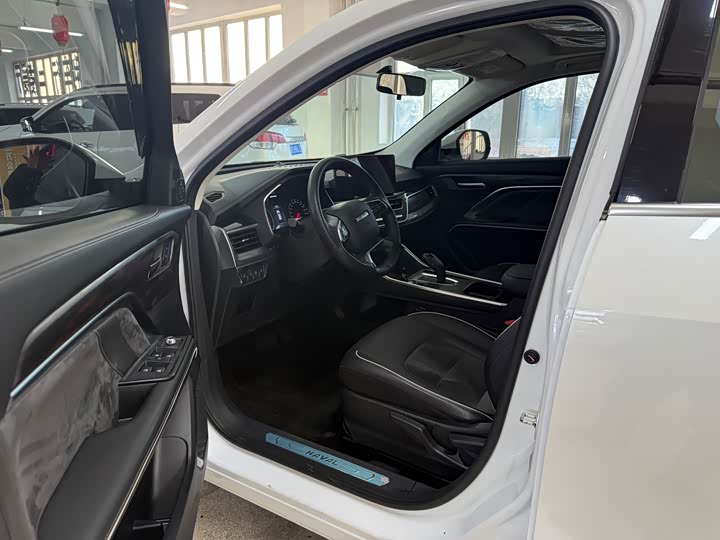 Фото 6 - Haval H6