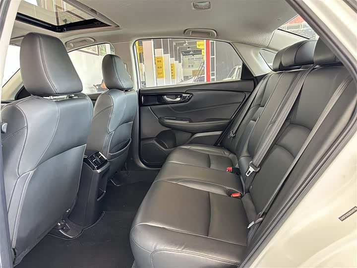 Photo 5 - Honda Crider