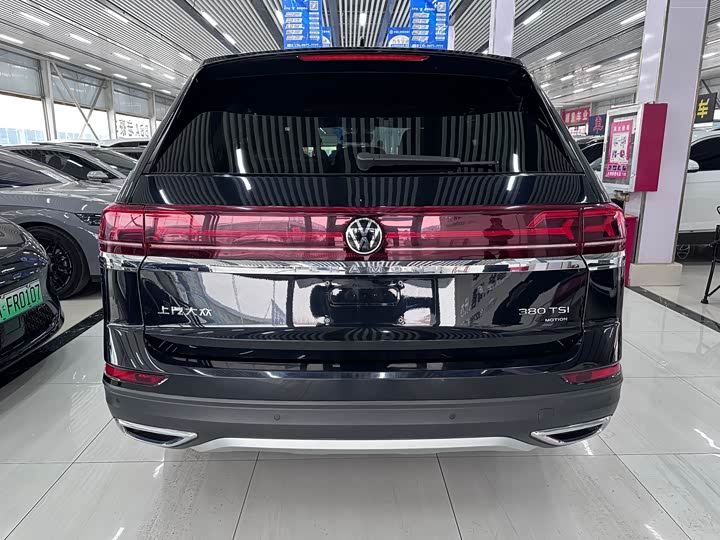 Photo 5 - Volkswagen Teramont Pro