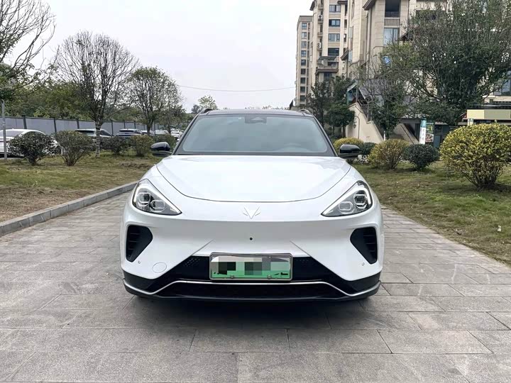 Фото 2 - BAIC Arcfox Alpha T
