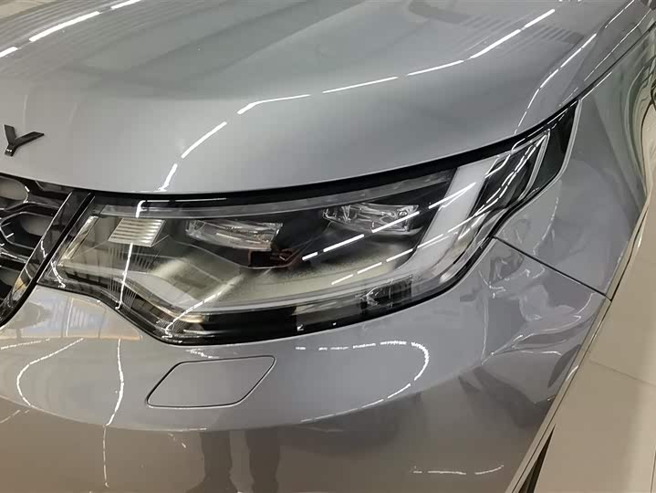 Фото 5 - Land Rover Discovery