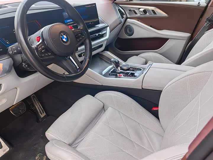 Фото 8 - BMW XM