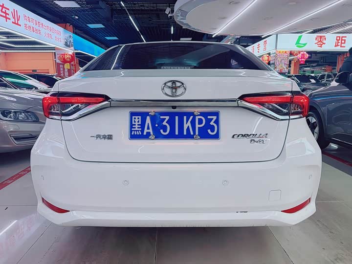 Фото 5 - Toyota Corolla