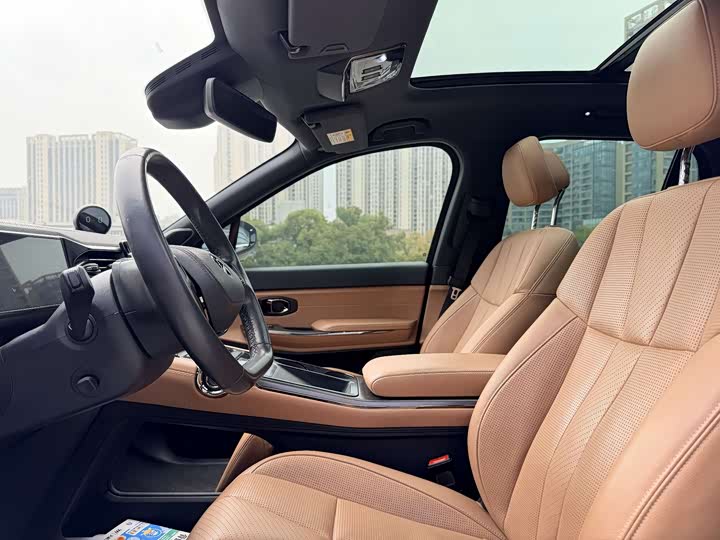 Фото 7 - Nio ES8