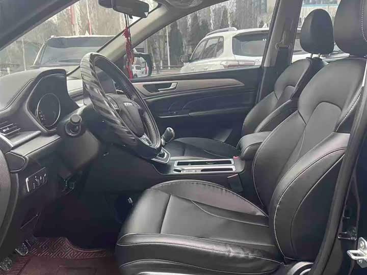 Фото 8 - Haval M6