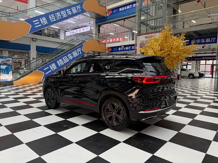 Фото 7 - Chery Tiggo 7