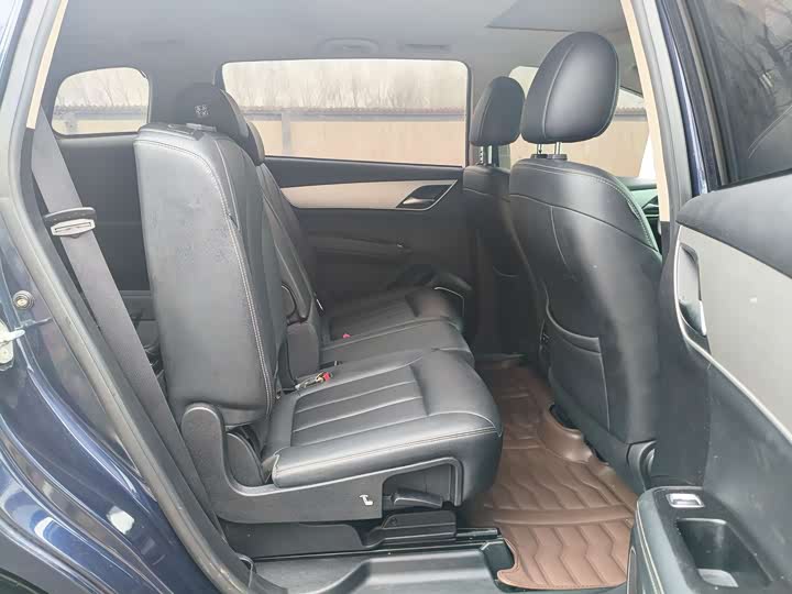 Photo 8 - BYD Song Max