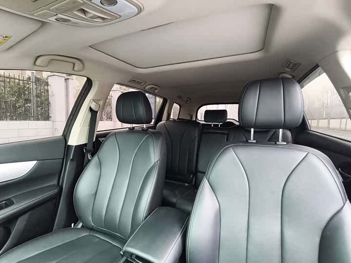 Photo 9 - BYD Song Max