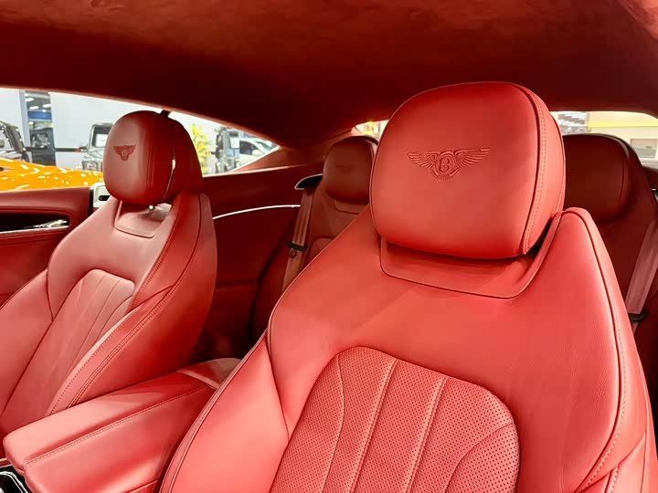 Фото 6 - Bentley Continental GT