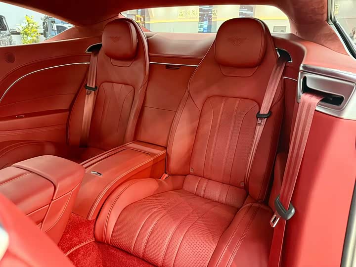 Фото 7 - Bentley Continental GT