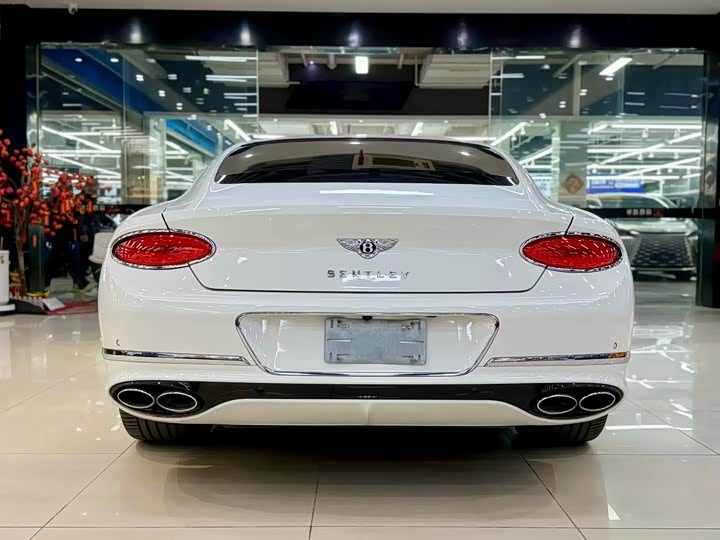Фото 8 - Bentley Continental GT