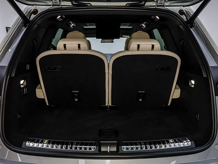 Фото 6 - LiXiang L8