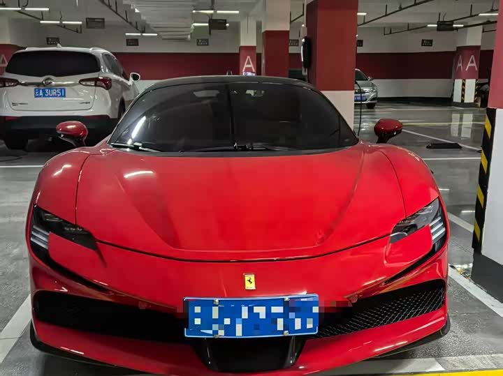 Фото 1 - Ferrari SF90