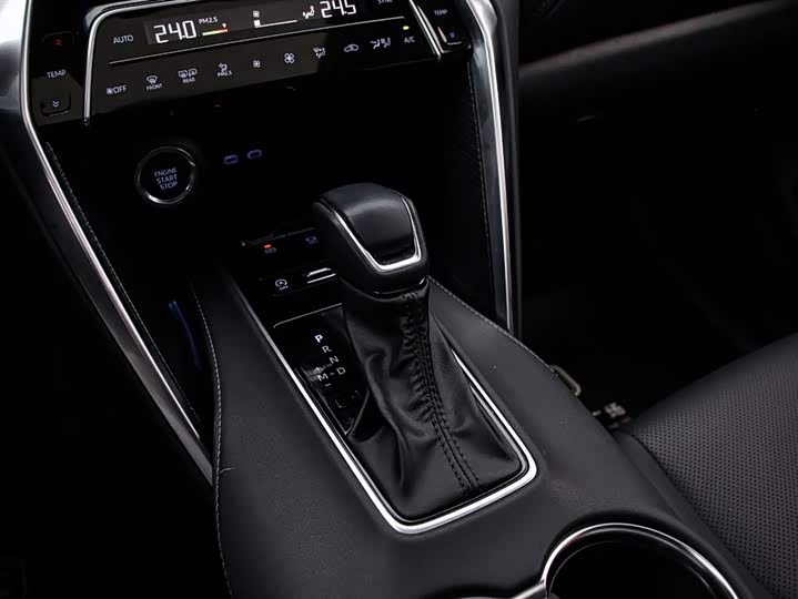 Фото 9 - Toyota Venza