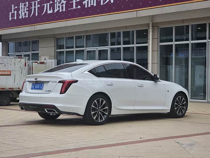 Photo 9 - Cadillac CT5