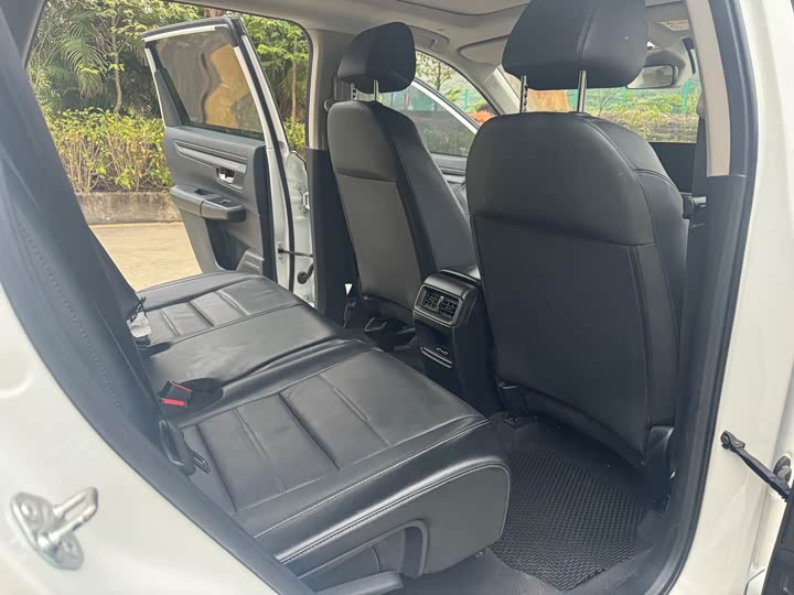 Photo 4 - Honda CR-V