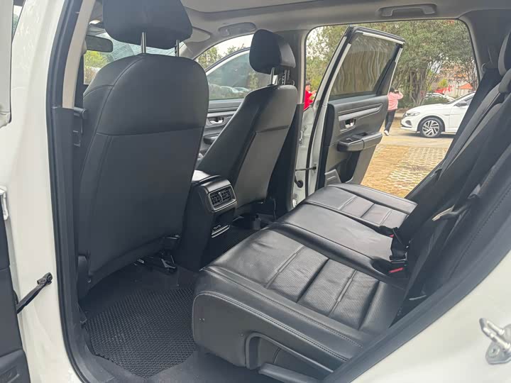 Photo 5 - Honda CR-V