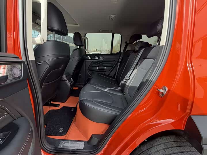 Фото 6 - Tank 300 Hybrid