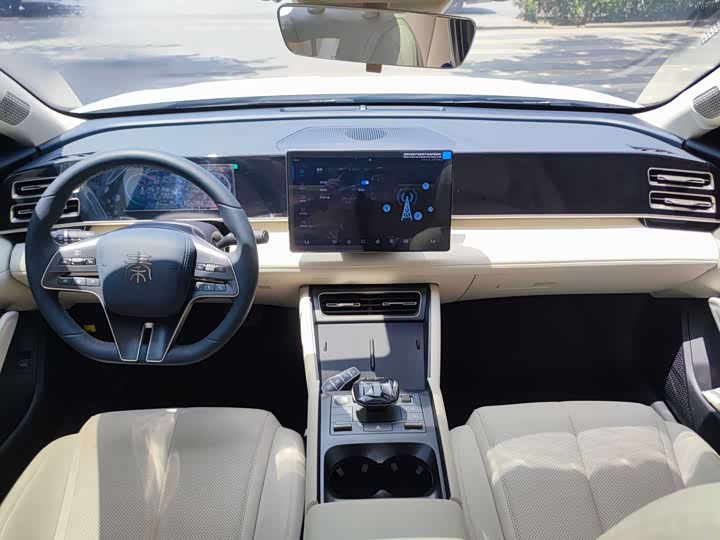 Фото 7 - BYD Qin L