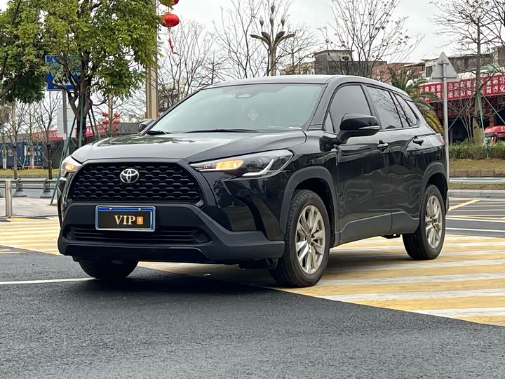 Фото 1 - Toyota Corolla Cross