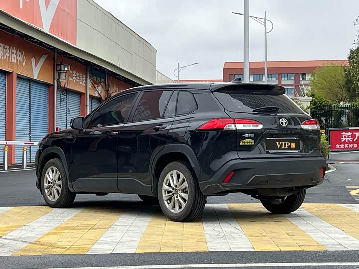 Фото 4 - Toyota Corolla Cross