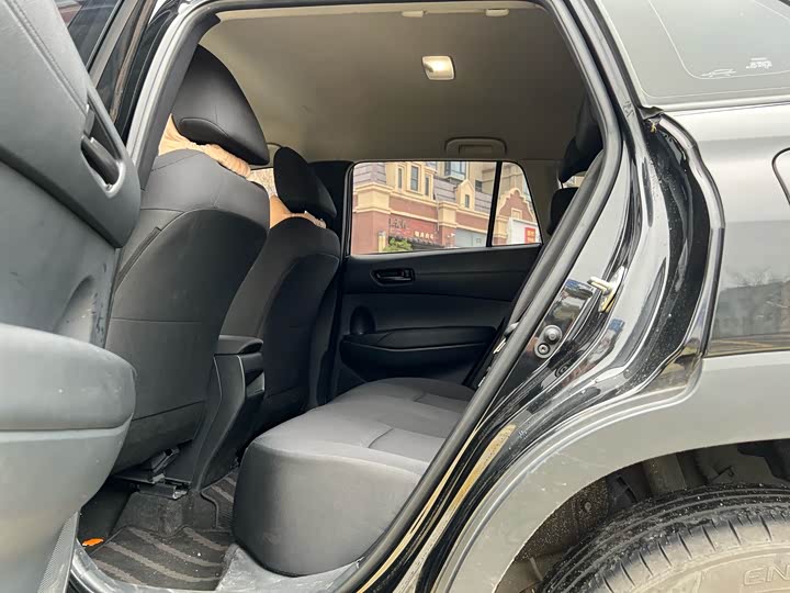 Фото 8 - Toyota Corolla Cross