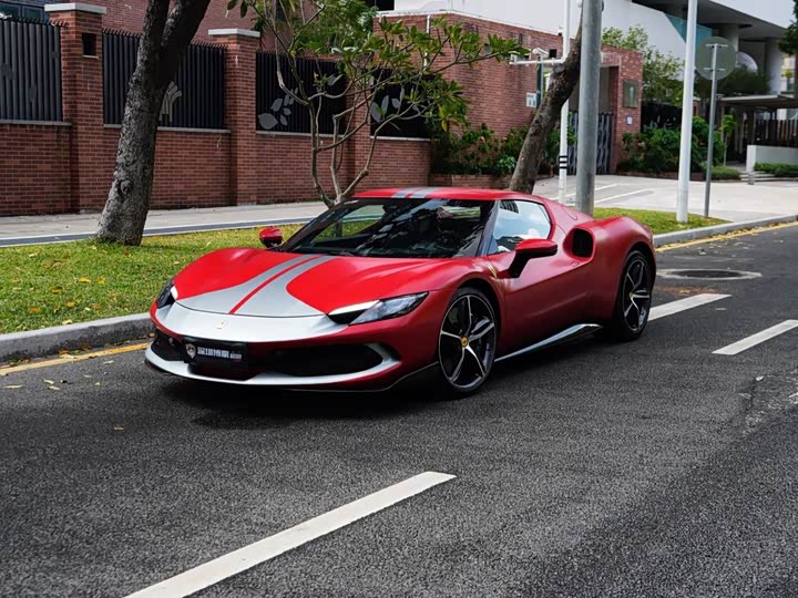 Photo 1 - Ferrari 296