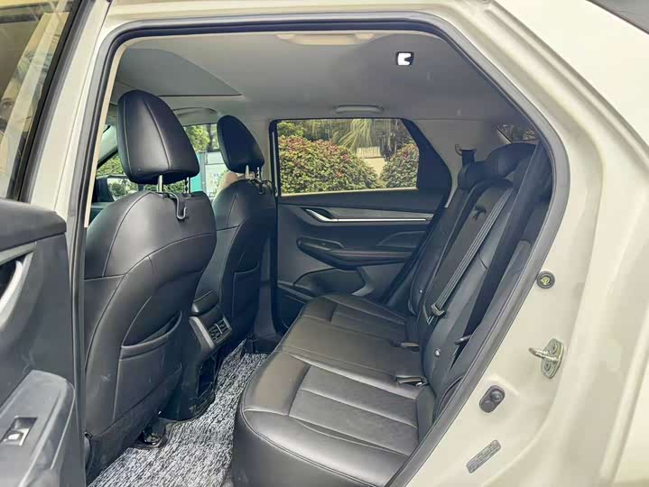 Фото 8 - Changan CS55 Plus