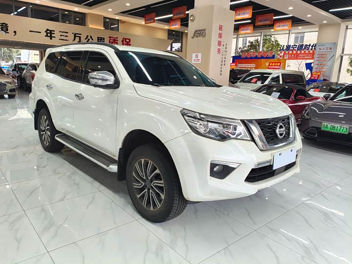 Фото 3 - Nissan Terra