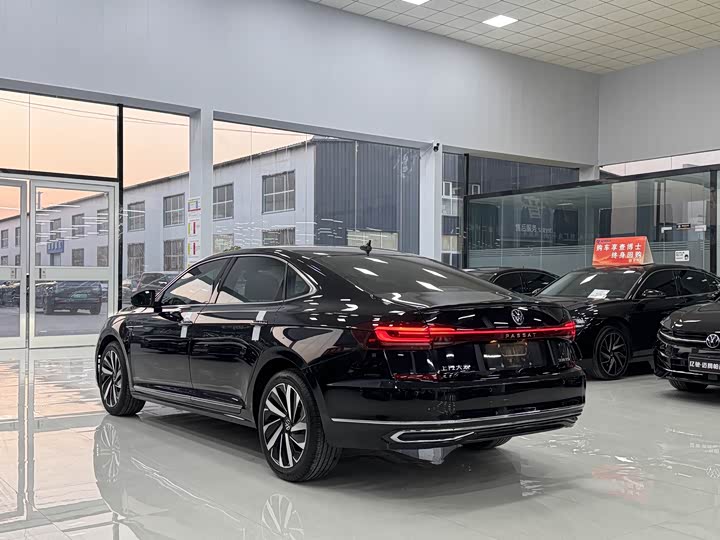 Фото 4 - Volkswagen Passat