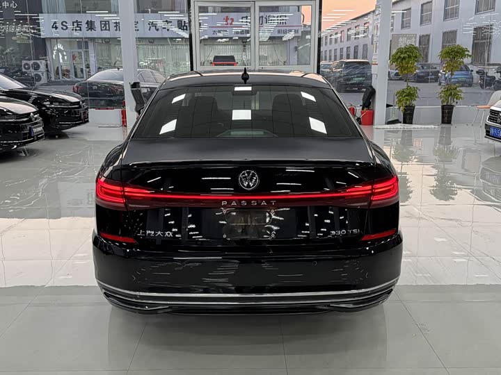 Фото 5 - Volkswagen Passat