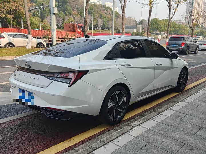 Фото 7 - Hyundai Elantra N line