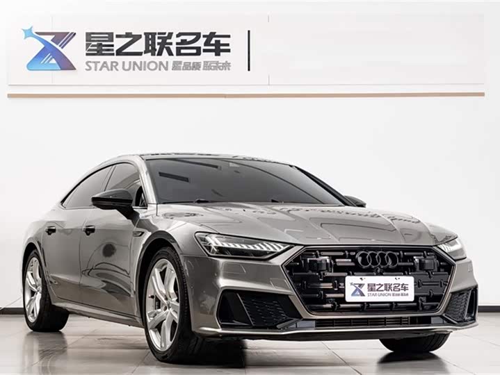 Фото 6 - Audi A7L