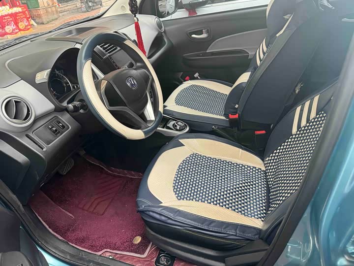 Фото 5 - Changan BenBen E-Star