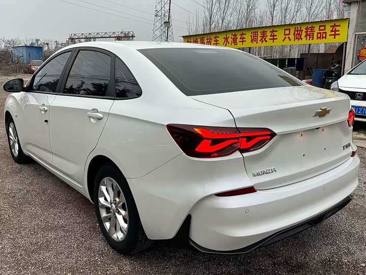 Фото 3 - Chevrolet Monza