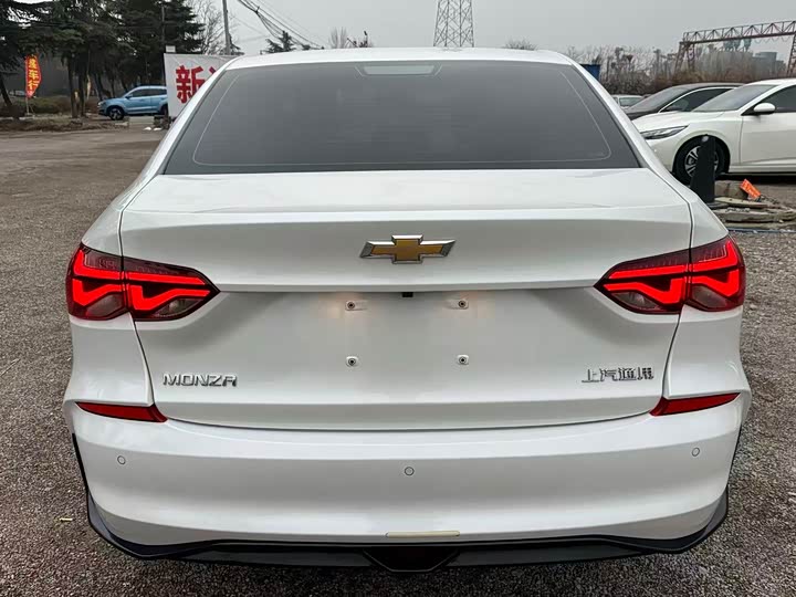 Фото 4 - Chevrolet Monza