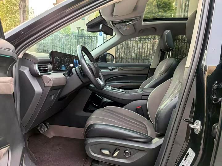 Фото 4 - Ford Equator