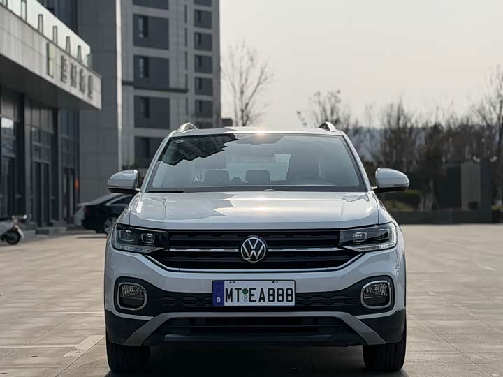 Фото 2 - Volkswagen Tacqua