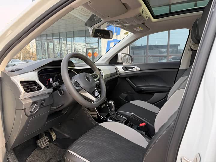 Фото 7 - Volkswagen Tacqua