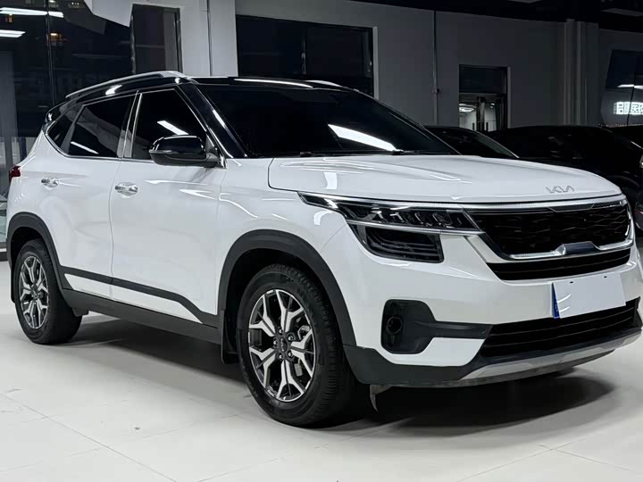 Фото 3 - Kia KX3