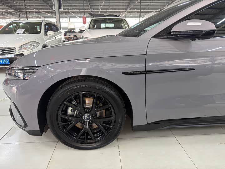 Фото 4 - BYD Han