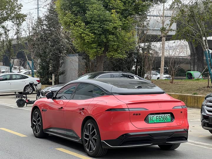 Фото 7 - Avatr 06