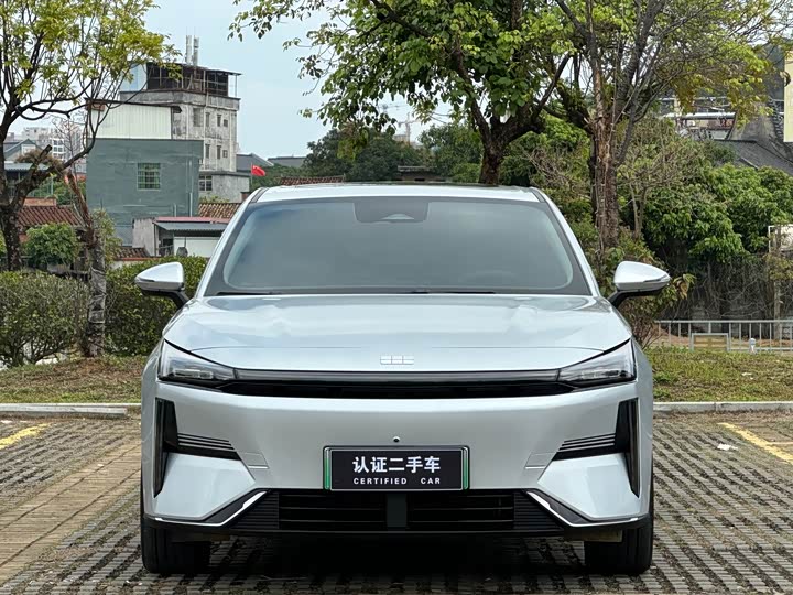 Фото 2 - Geely Galaxy L6