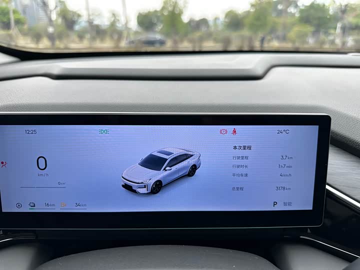 Фото 8 - Geely Galaxy L6