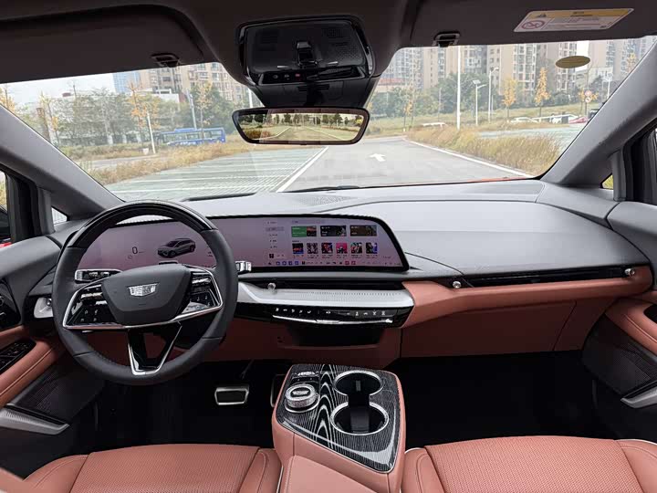 Фото 7 - Cadillac Optiq