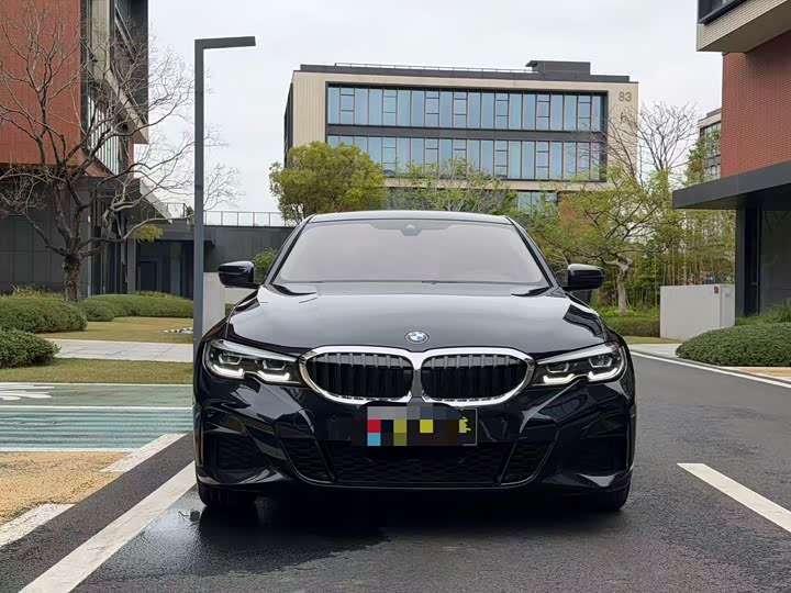 Фото 2 - BMW 3 Series