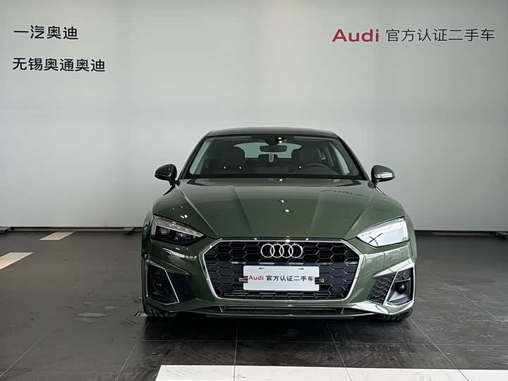 Фото 2 - Audi A5