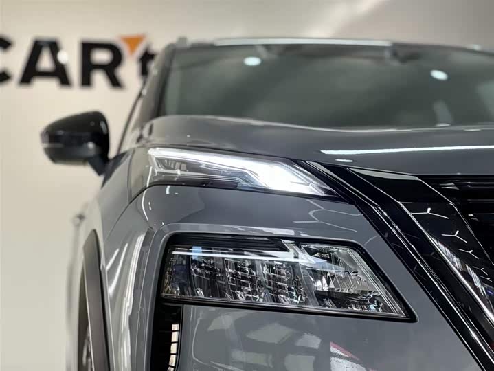 Фото 6 - Nissan X-Trail